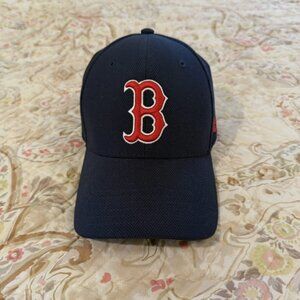 Share Under Armour Youth Large (L) Boston Red Sox MLB Adjustable Hat Navy